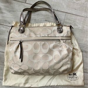 Coach Poppy Signature shoulder bag